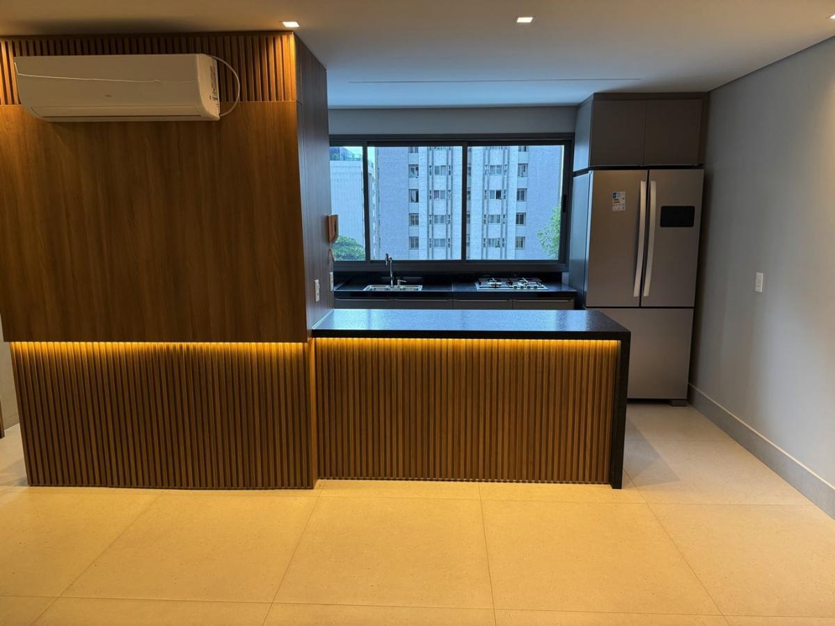 Apartamento, Funcionários, 2 Quartos, 2 Vagas, 1 Suíte