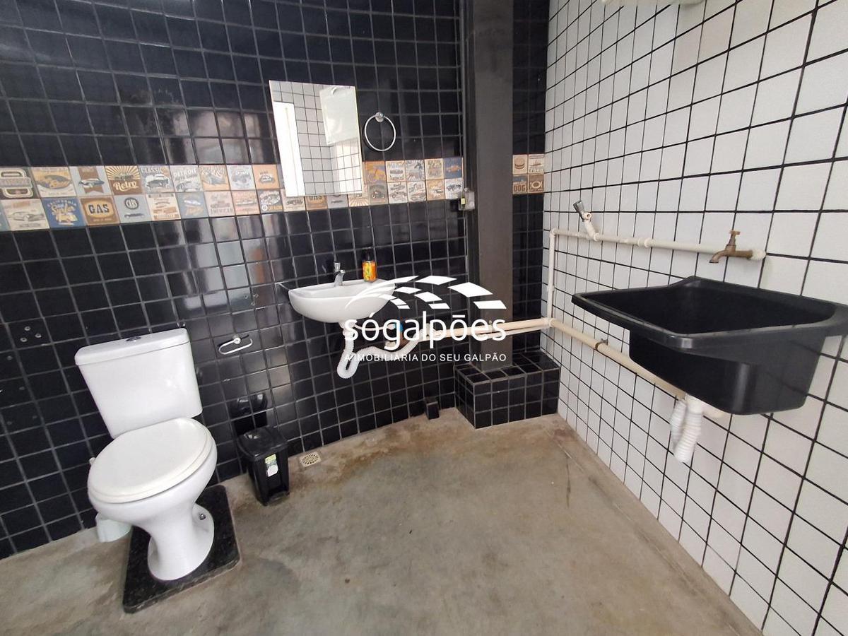 Galpão, Novo Glória