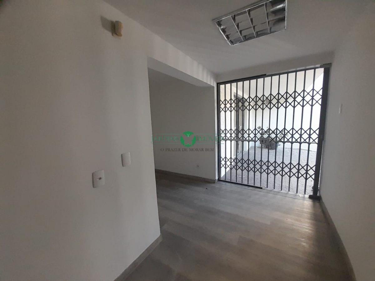 Galpão, Floresta, 0 Quarto, 2 Vagas