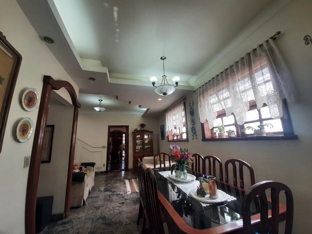 Casa, Barroca, 4 Quartos, 3 Vagas, 2 Suítes