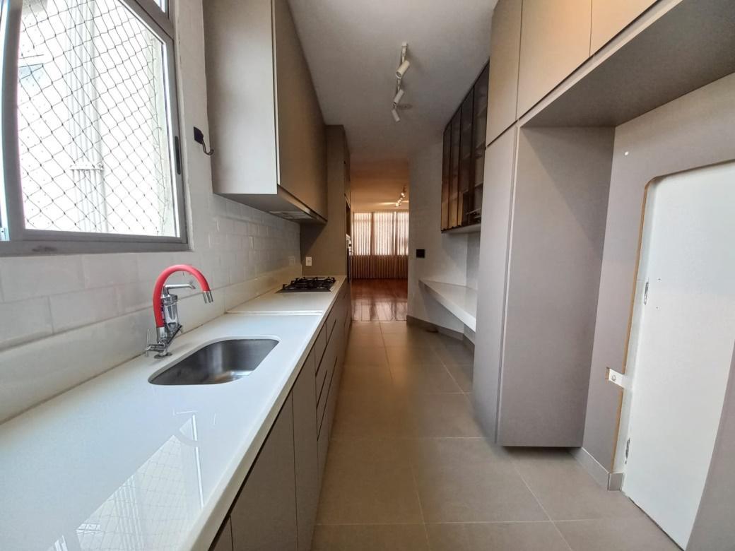 Apartamento, Funcionários, 2 Quartos, 1 Vaga, 1 Suíte