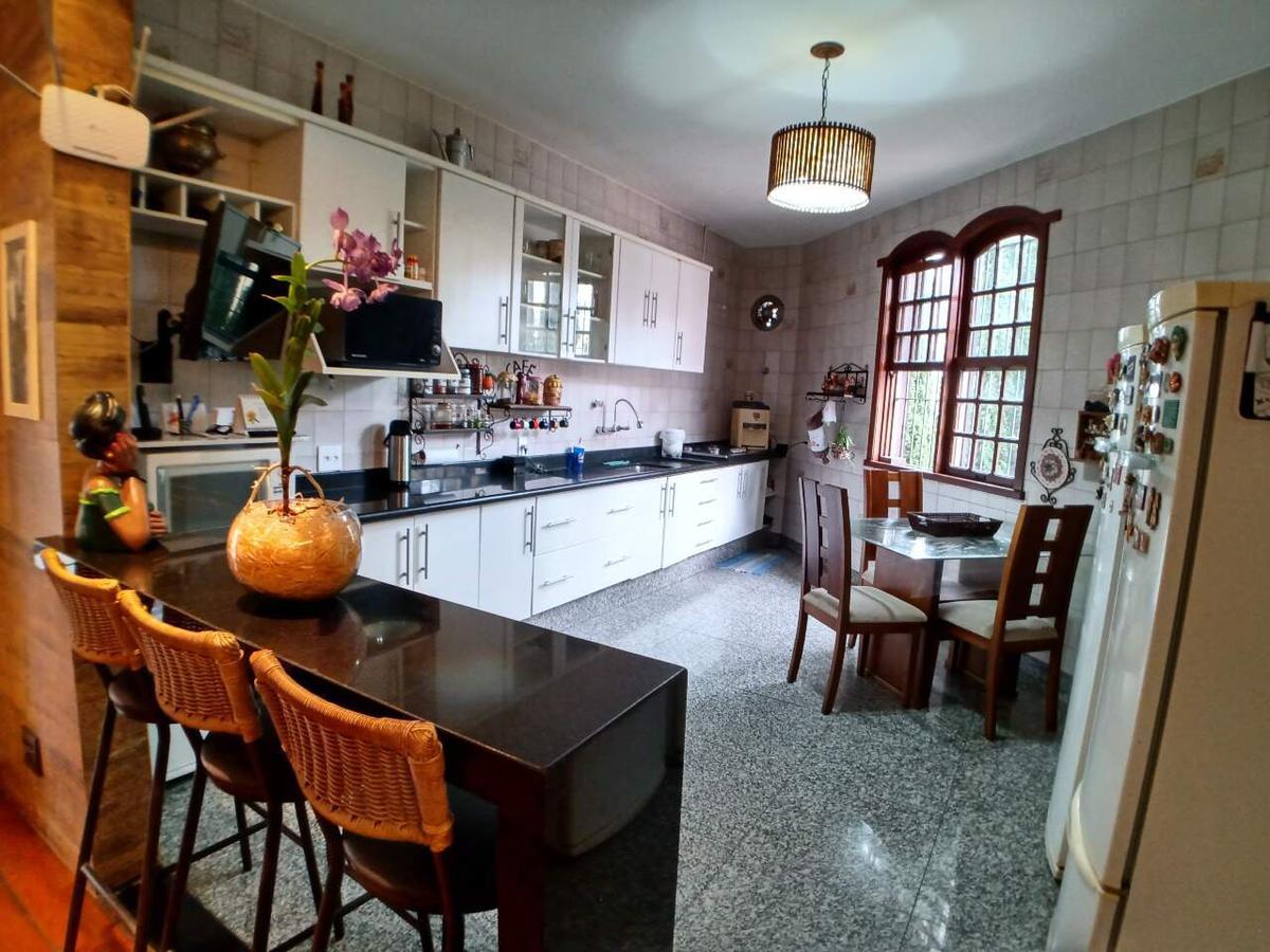 Casa, Nova Granada, 5 Quartos, 4 Vagas, 3 Suítes