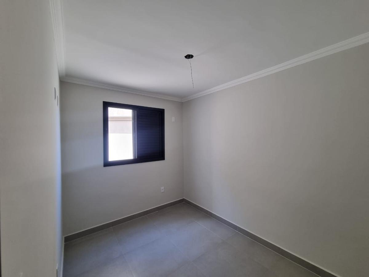 Casa, Itapoã, 3 Quartos, 2 Vagas, 1 Suíte