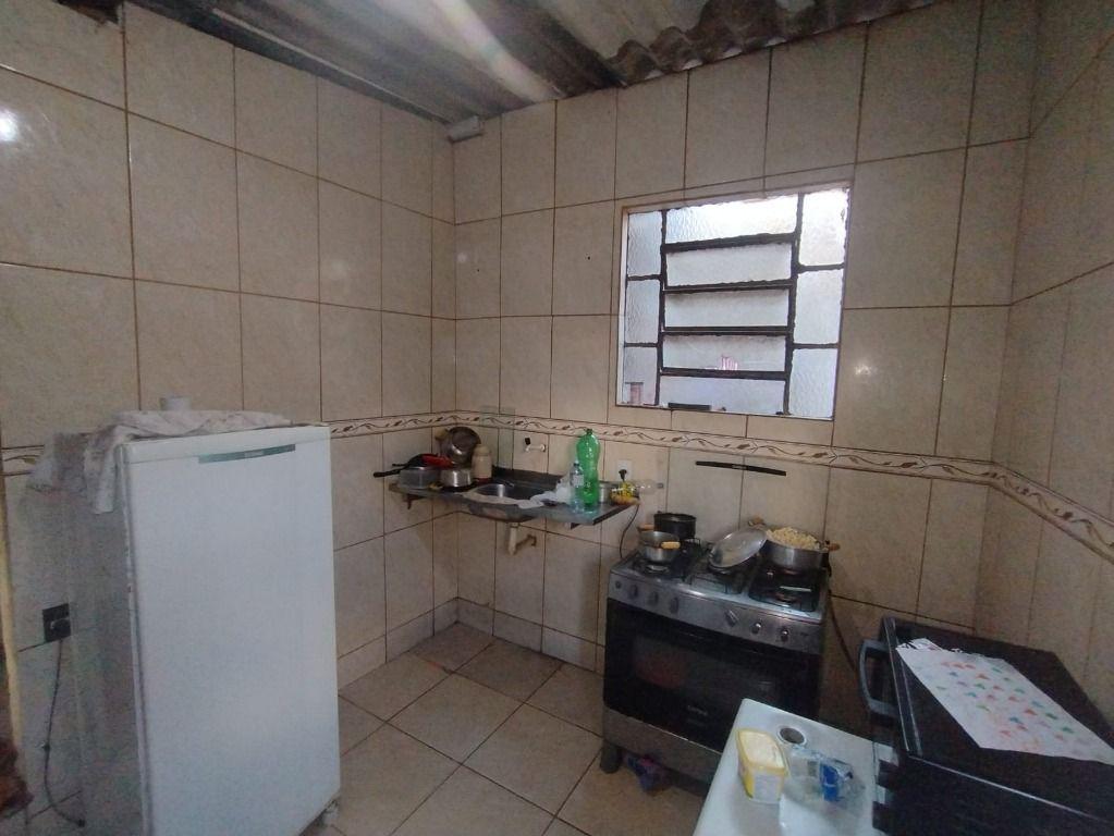 Casa, Mangabeiras, 2 Quartos, 0 Vaga