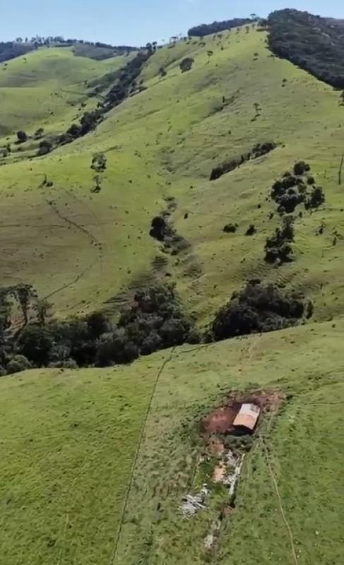 Fazenda, Zona Rural, 4 Quartos, 0 Vaga