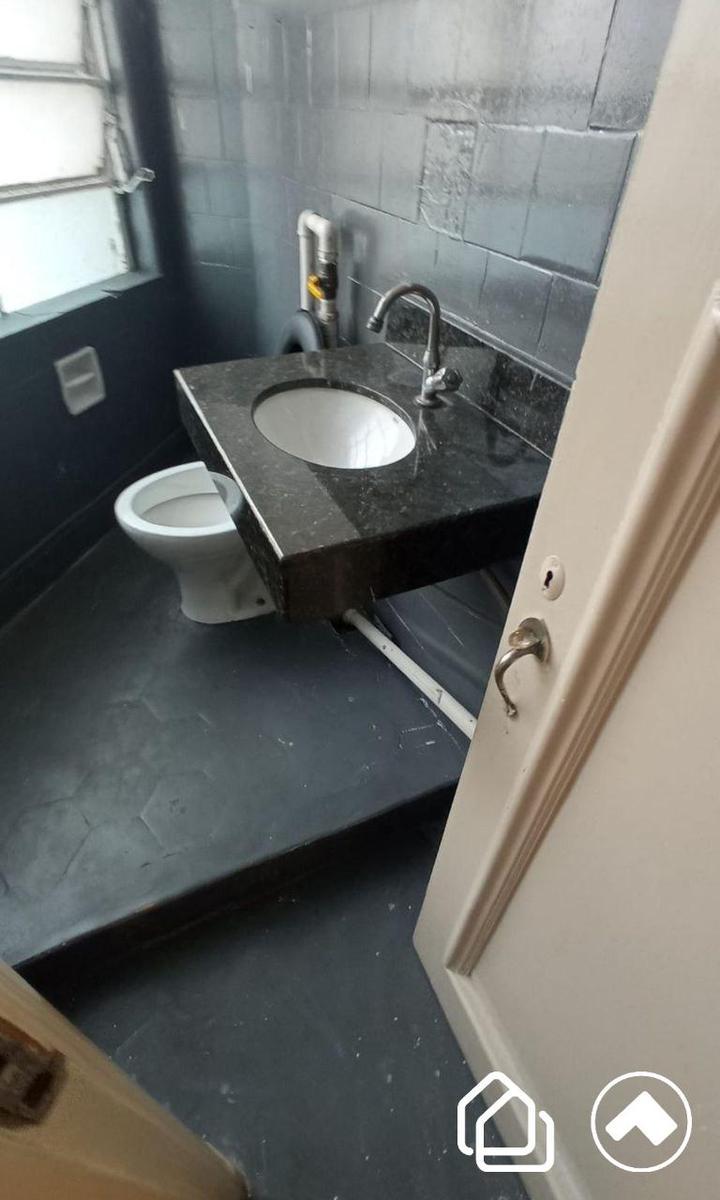 Sala, Centro