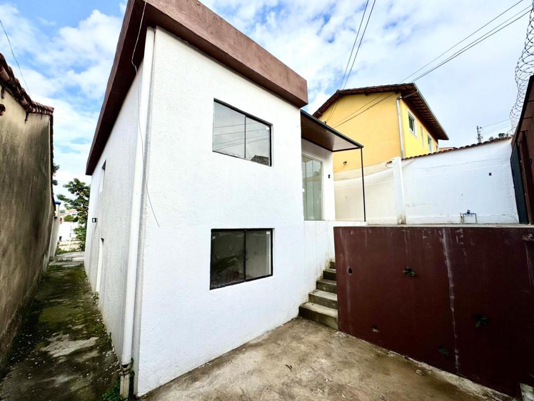 Casa, Santa Mônica, 4 Quartos, 2 Vagas, 1 Suíte