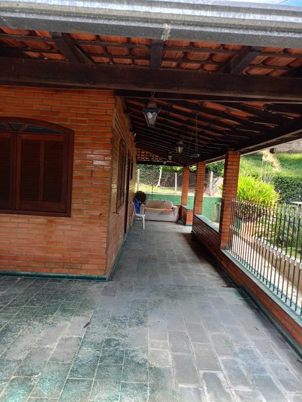 Fazenda, Ravena, 4 Quartos, 4 Vagas, 1 Suíte