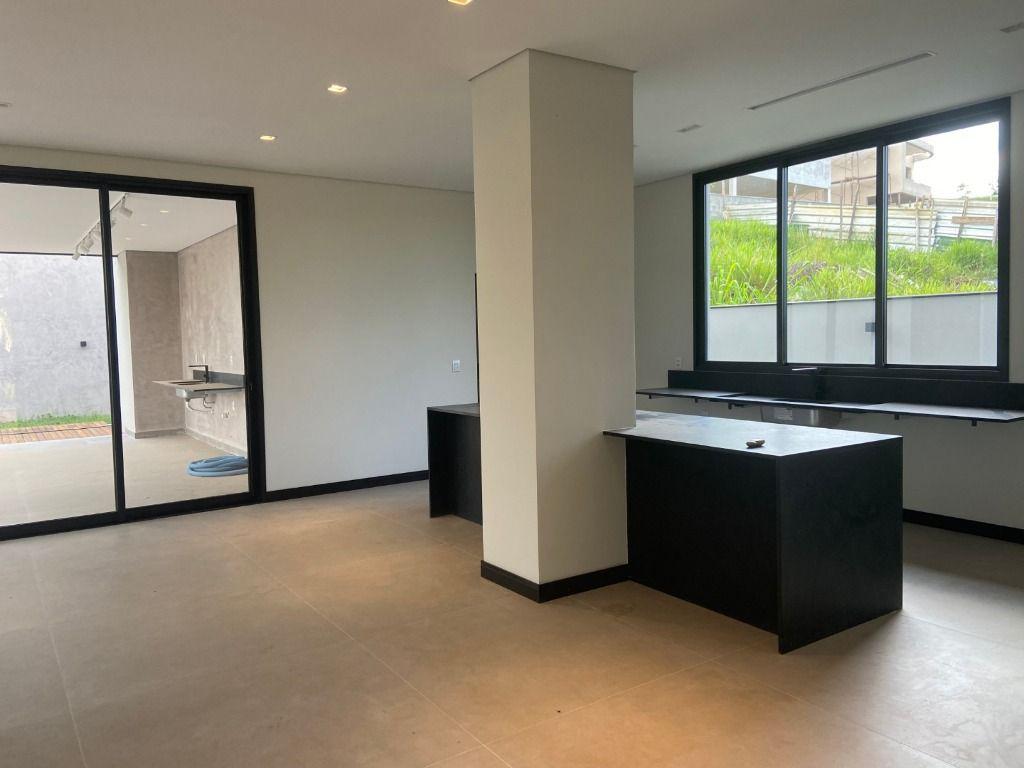 Casa, Condomínio Alphaville, 4 Quartos, 4 Vagas, 4 Suítes