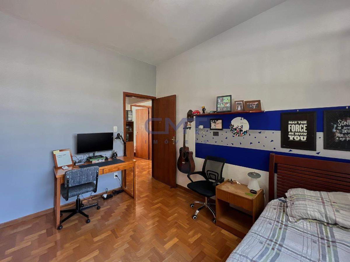 Casa, Serra, 7 Quartos, 6 Vagas, 3 Suítes