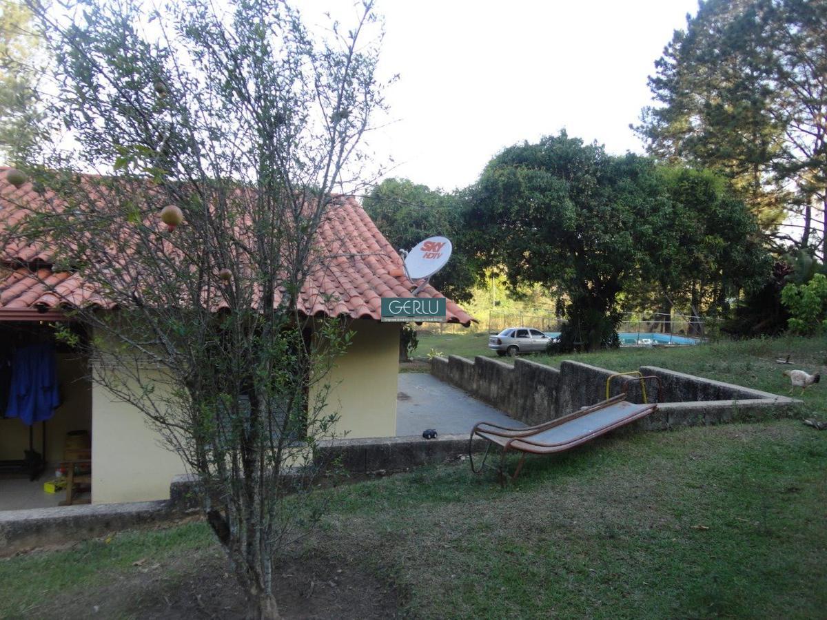 Rural, Pimentas, 4 Quartos, 10 Vagas, 1 Suíte