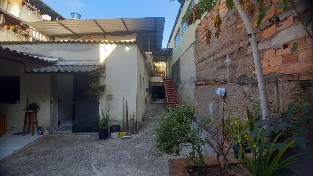 Casa, Vila Santo Antônio de Pádua, 4 Quartos, 0 Vaga
