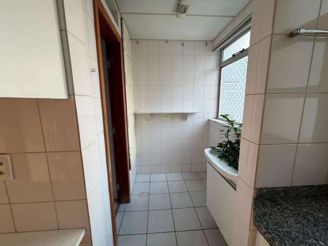 Apartamento, Estoril, 3 Quartos, 1 Vaga, 1 Suíte
