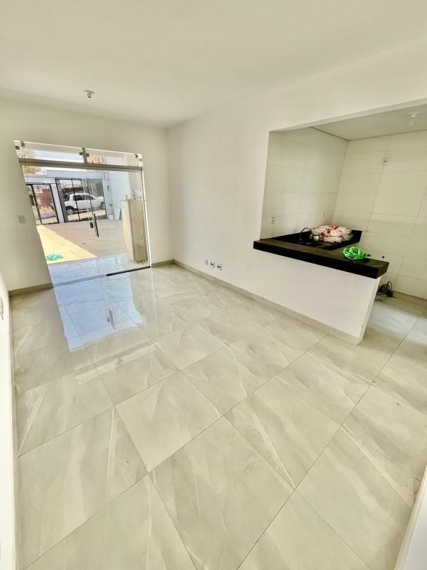 Casa, Parque Xangri-lá, 3 Quartos, 2 Vagas, 1 Suíte