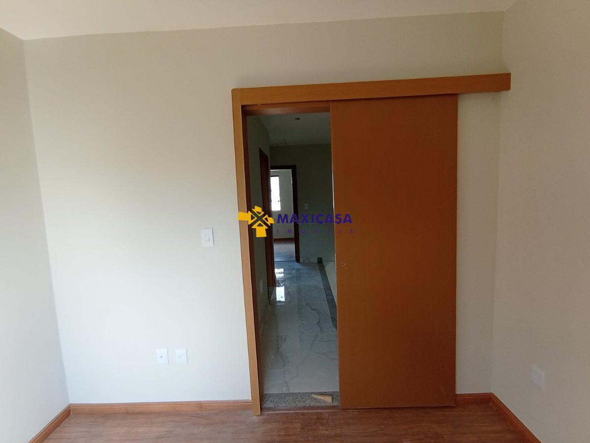 Casa, Santa Mônica, 3 Quartos, 2 Vagas, 1 Suíte