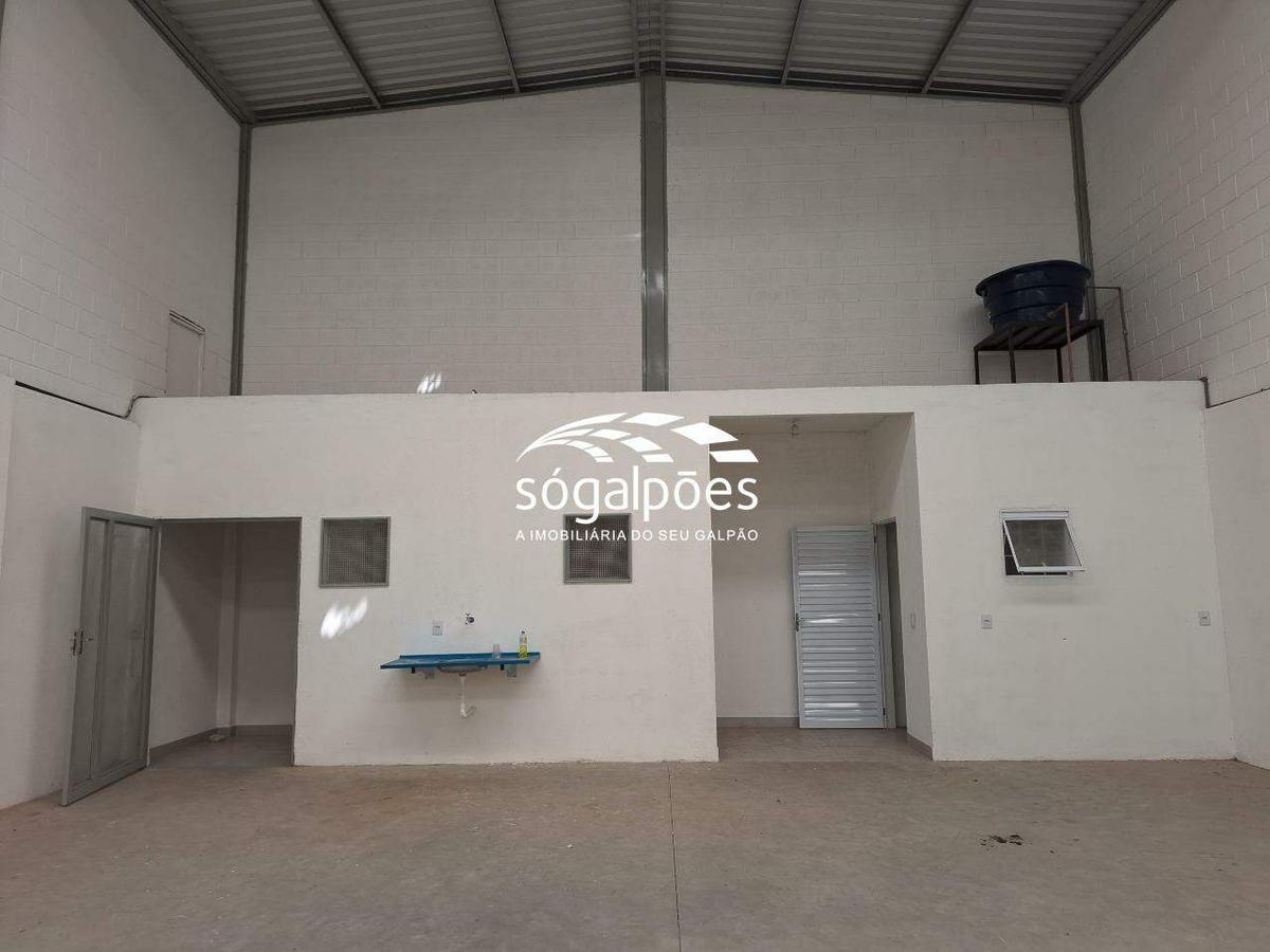 Galpão, João Pinheiro