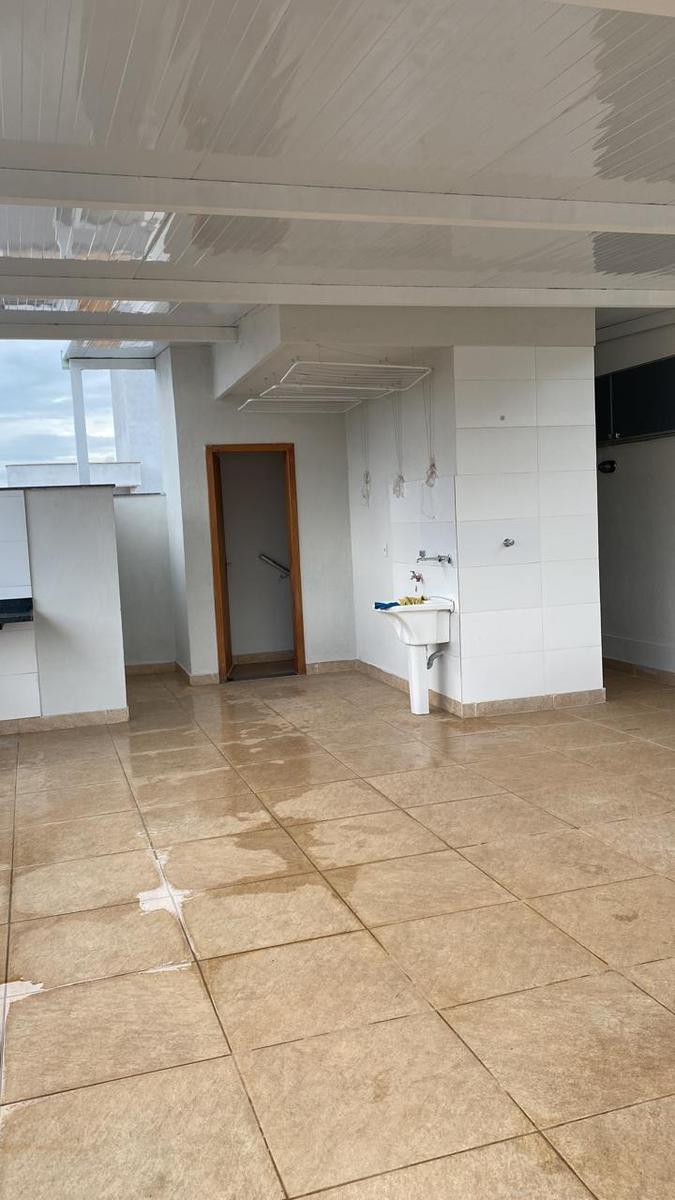 Cobertura, Palmeiras, 2 Quartos, 2 Vagas, 1 Suíte