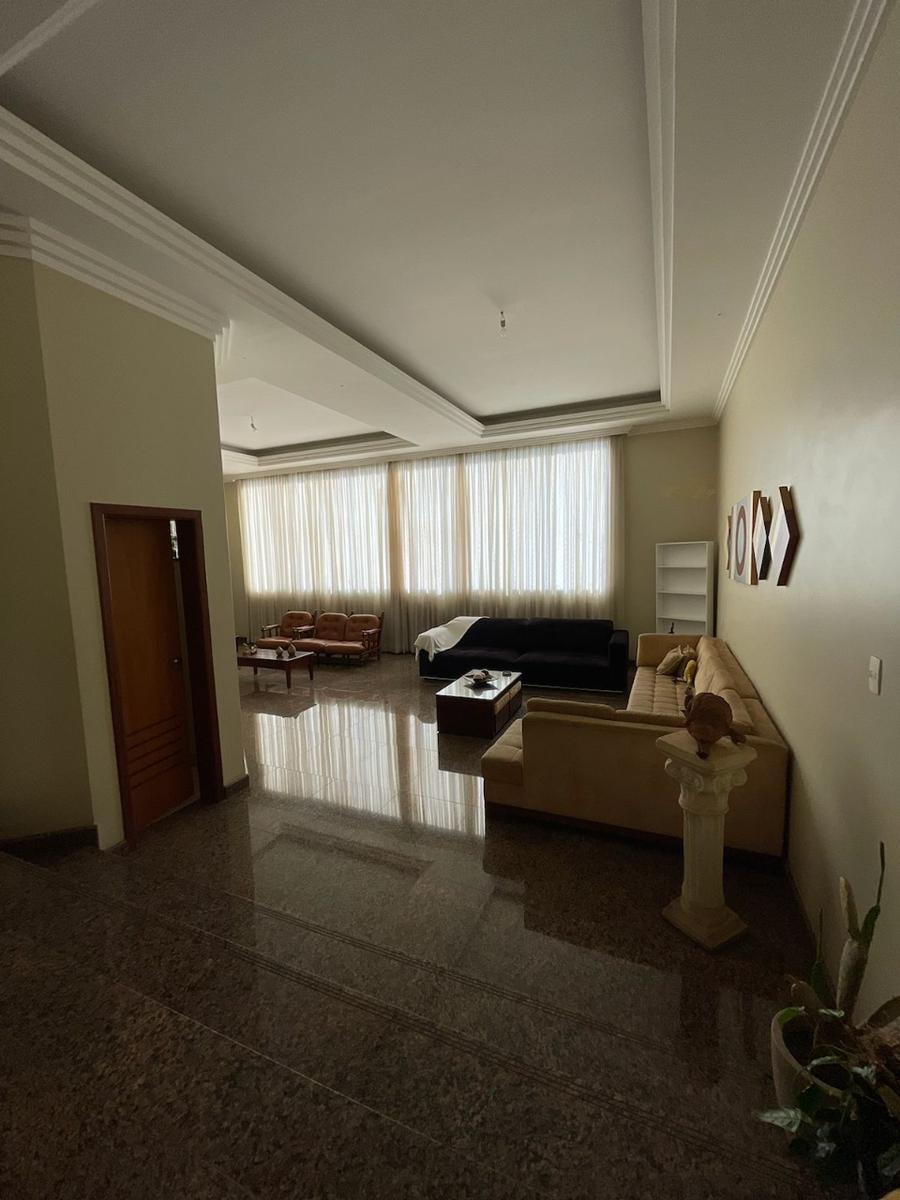 Casa, Fernão Dias, 5 Quartos, 11 Vagas, 5 Suítes