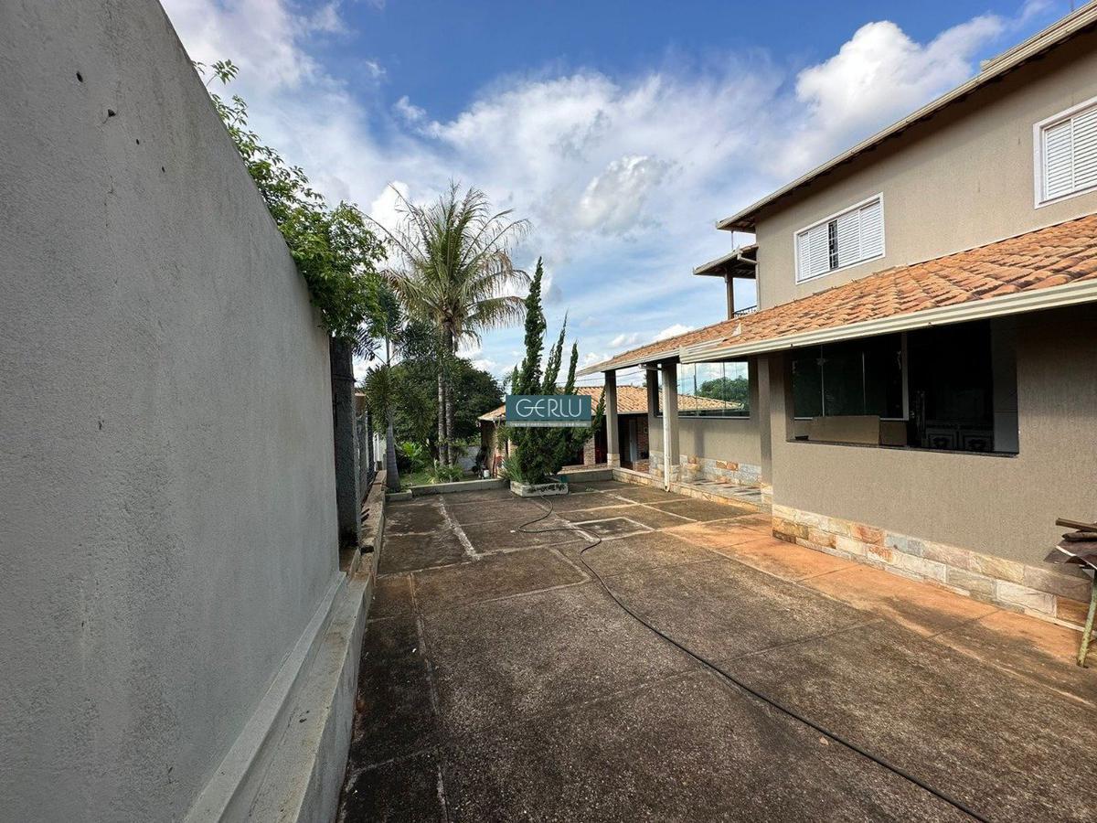 Rural, Centro, 5 Quartos, 10 Vagas, 2 Suítes