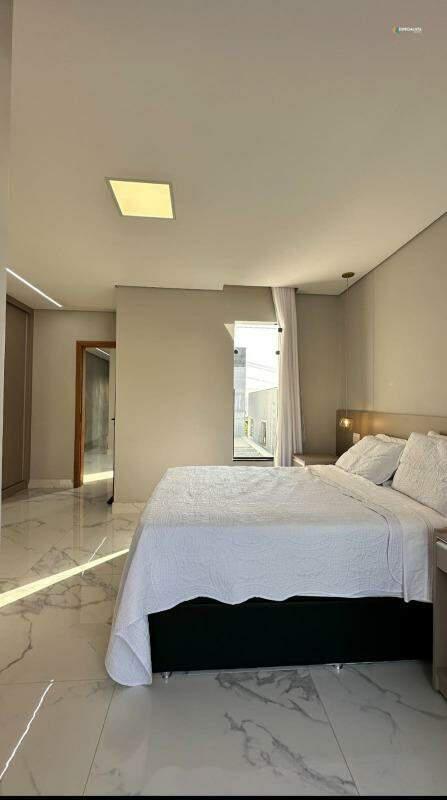 Casa, Liberdade, 3 Quartos, 2 Vagas, 2 Suítes