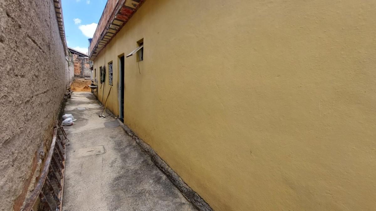 Casa, Belmonte, 2 Quartos, 2 Vagas