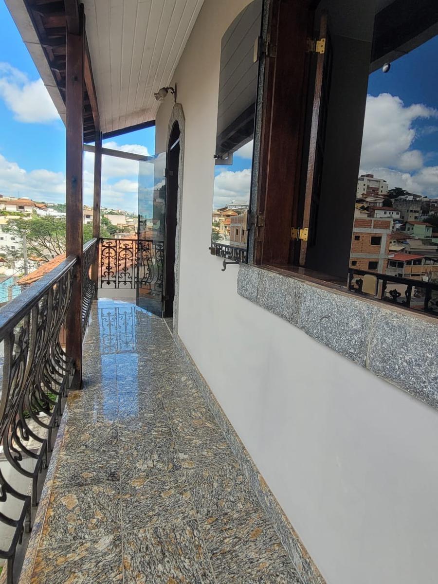 Casa, Caiçaras, 5 Quartos, 7 Vagas, 1 Suíte