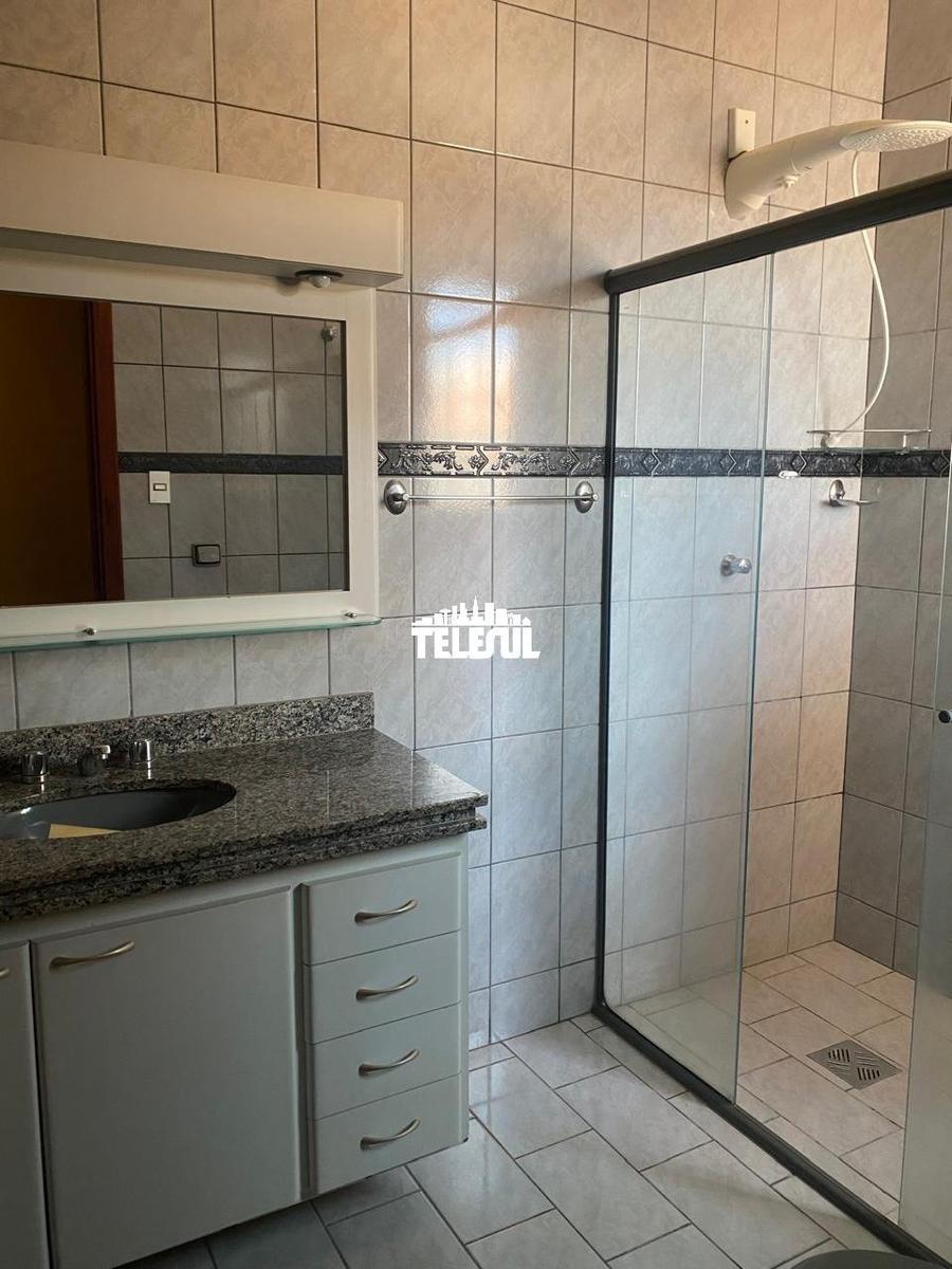 Casa, Campos Elíseos, 3 Quartos, 3 Vagas, 1 Suíte