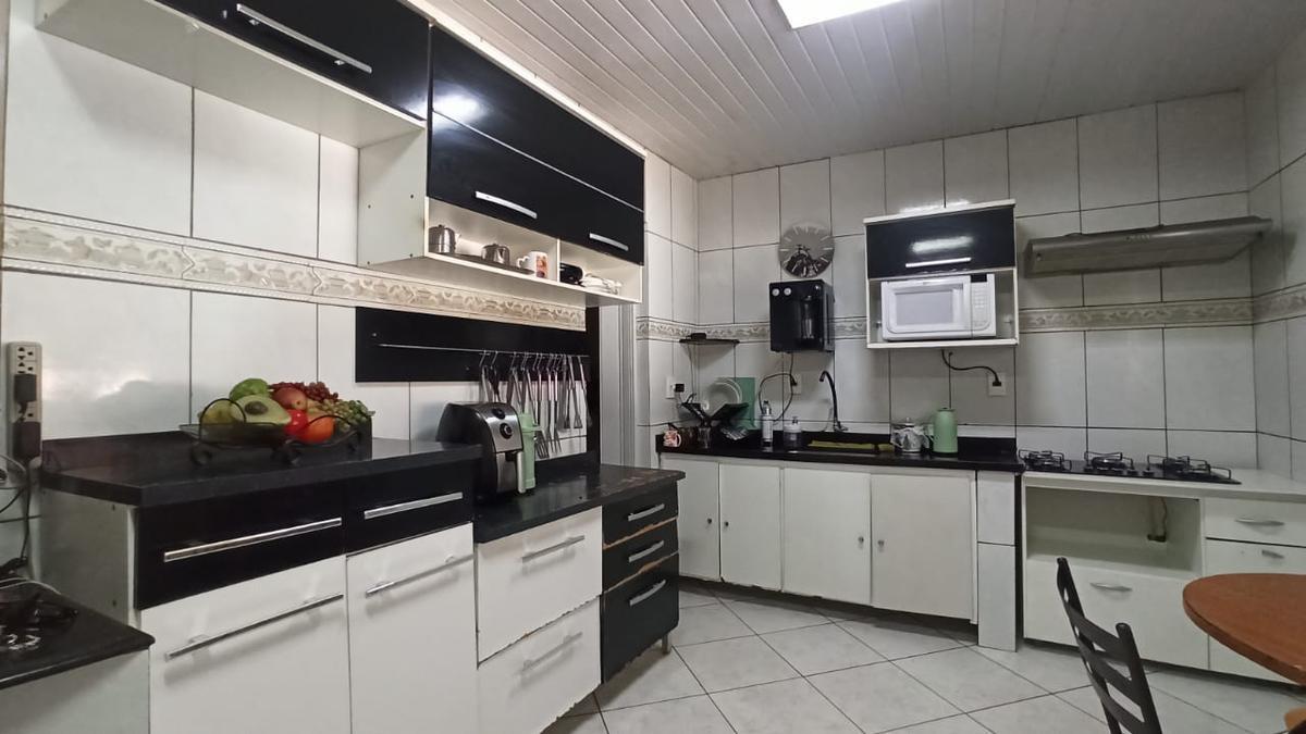 Casa, Jardim Pirineus, 4 Quartos, 5 Vagas, 1 Suíte