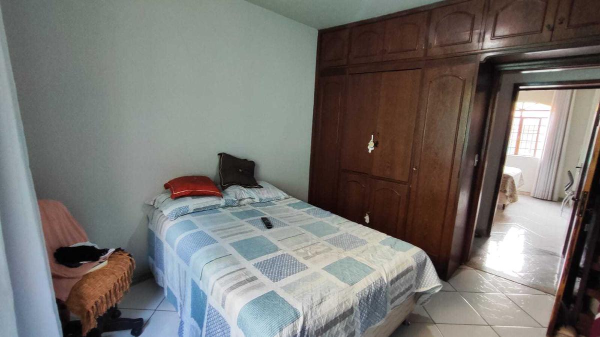 Casa, Pedra Azul, 4 Quartos, 3 Vagas, 1 Suíte