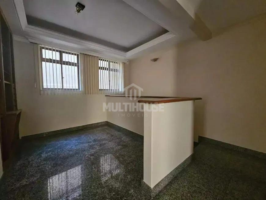 Casa, Itapoã, 5 Quartos, 4 Vagas, 1 Suíte