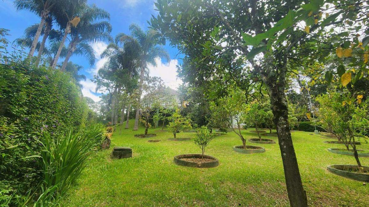 Casa, Canto das Águas, 5 Quartos, 2 Vagas, 4 Suítes