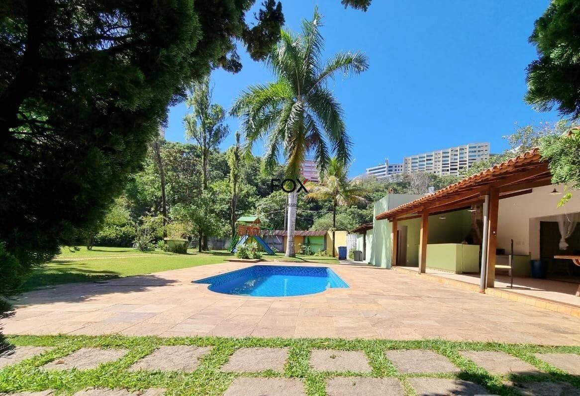 Casa, Estoril, 6 Quartos, 3 Vagas, 1 Suíte