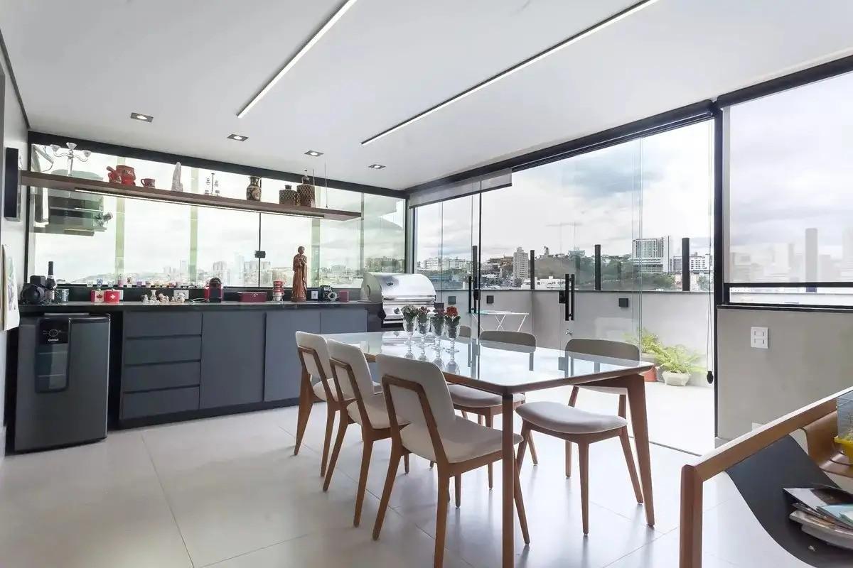 Cobertura, Estoril, 2 Quartos, 2 Vagas, 1 Suíte