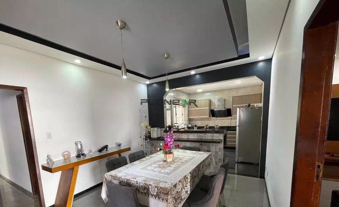 Casa, Jardim Riacho das Pedras, 3 Quartos, 6 Vagas, 2 Suítes