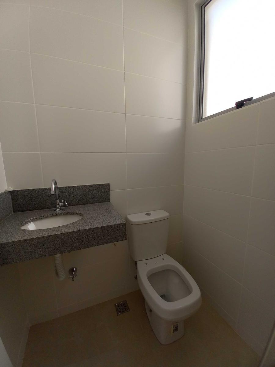 Cobertura, Alto Barroca, 2 Quartos, 2 Vagas, 1 Suíte