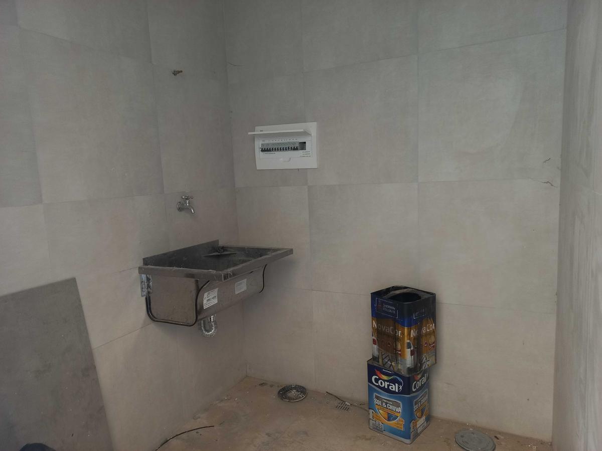 Casa, Fernão Dias, 4 Quartos, 6 Vagas, 1 Suíte