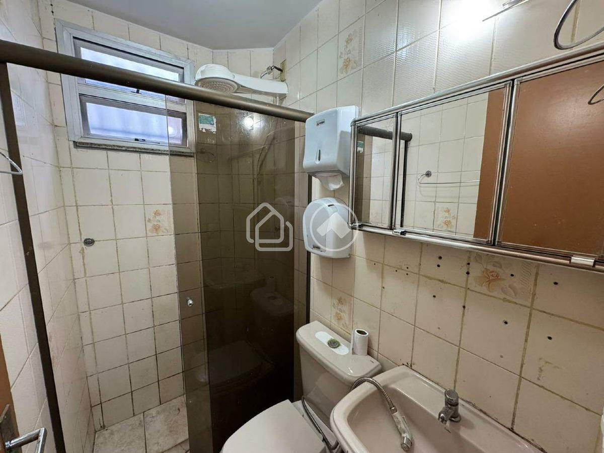 Apartamento, Estoril, 2 Quartos, 1 Vaga