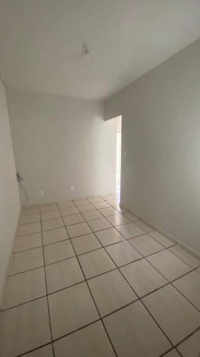Apartamento, Santa Cruz, 2 Quartos, 0 Vaga