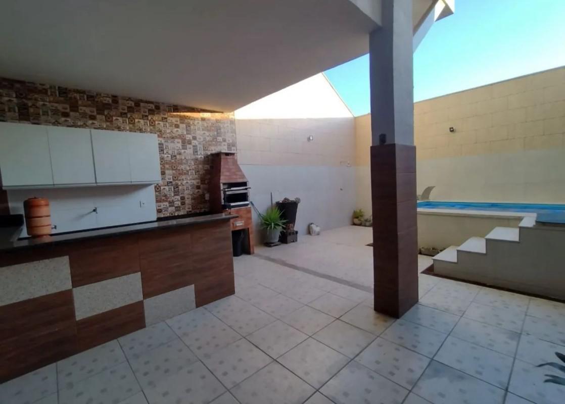 Casa, Barreiro, 4 Quartos, 4 Vagas, 1 Suíte