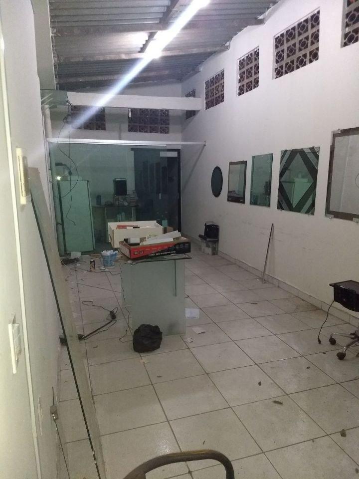 Casa Comercial, Dom Bosco, 2 Quartos, 3 Vagas