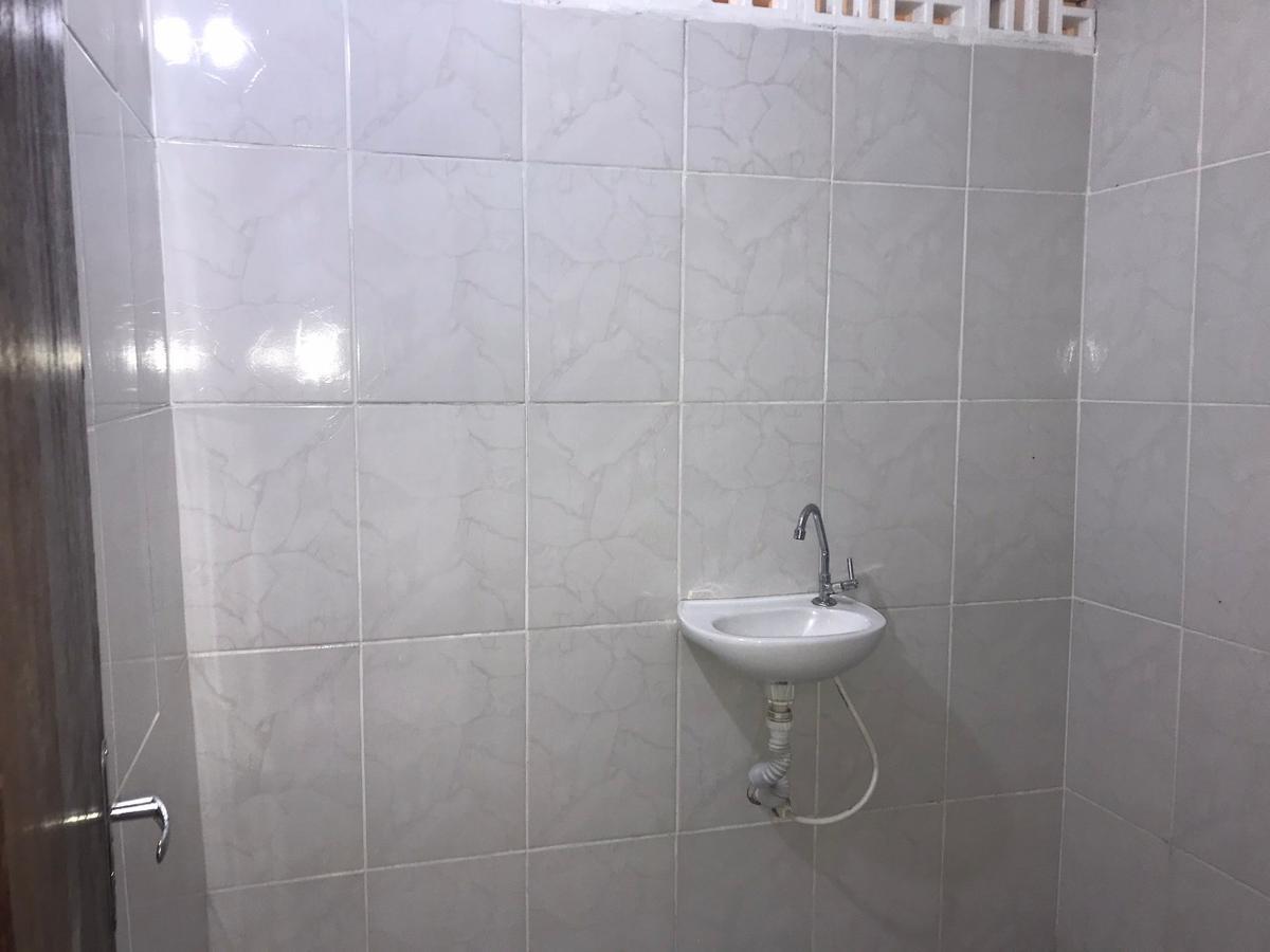 Casa Comercial, Santa Cruz, 2 Quartos, 0 Vaga, 1 Suíte