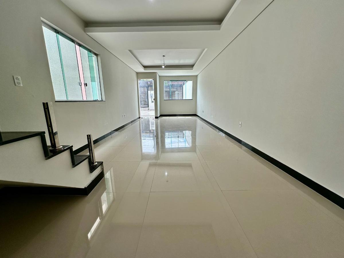 Casa, Planalto, 3 Quartos, 2 Vagas, 1 Suíte