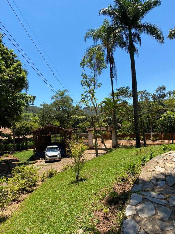 Fazenda, Morro Vermelho, 0 Quarto, 0 Vaga