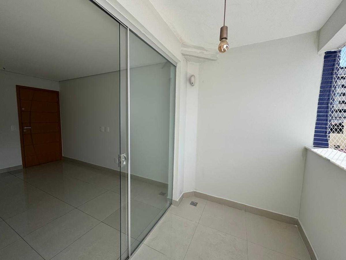 Apartamento, Serrano, 3 Quartos, 2 Vagas, 1 Suíte