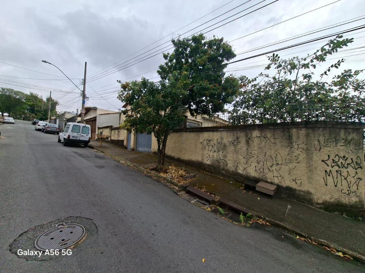 Casa, Esplanada, 4 Quartos, 2 Vagas, 1 Suíte