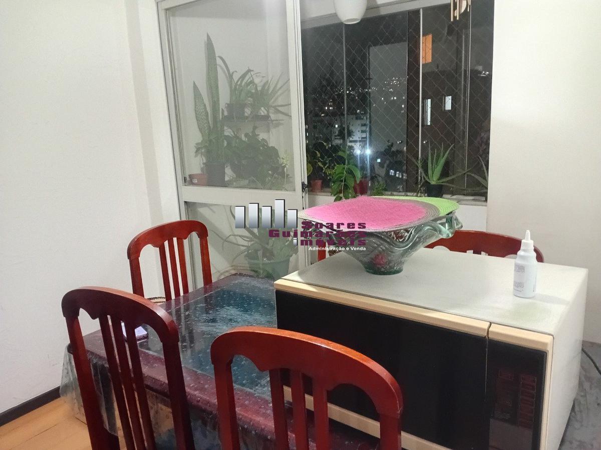 Apartamento, Sagrada Família, 2 Quartos, 1 Vaga, 1 Suíte