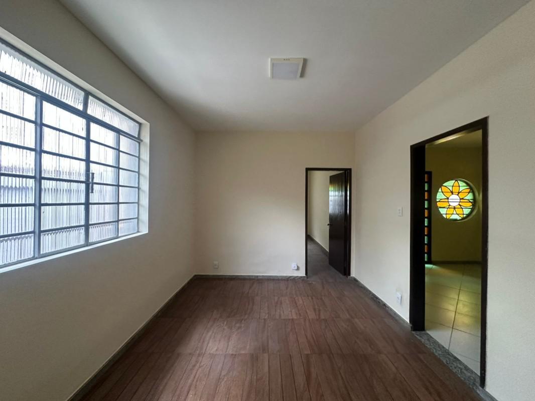 Casa, Santa Efigênia, 4 Quartos, 5 Vagas