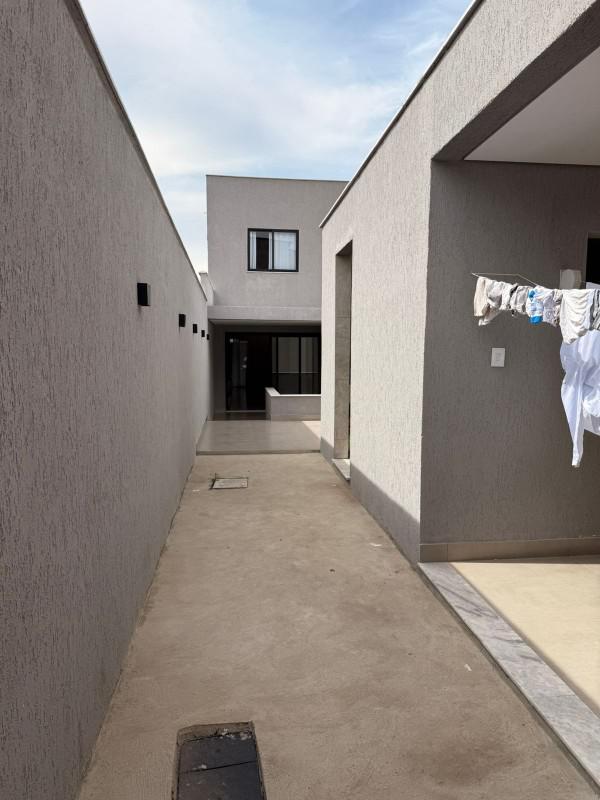 Casa, Betânia, 3 Quartos, 2 Vagas, 1 Suíte