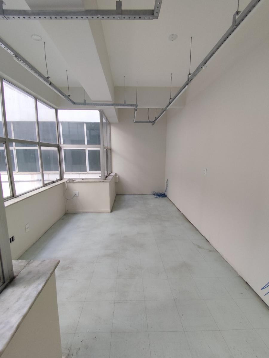 Andar, Centro, 0 Quarto, 0 Vaga