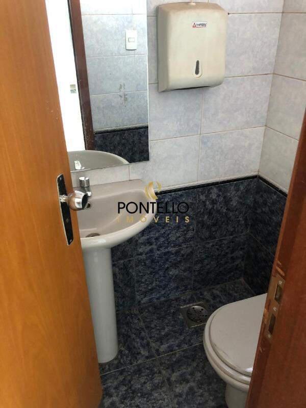 Sala, Estoril, 0 Quarto, 2 Vagas